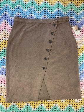 NWT New A Beautiful Soul Stretch Button-Accent Faux Suede Pencil Skirt Taupe 2X